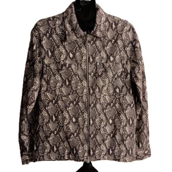 Urban Outfitters Jackets & Blazers - Urban Outfitters Gray and White Snake Skin Print Barn Coat Jacket Women’s Size S